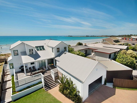 Sandcastles - Accommodation Melbourne 0