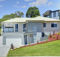 Saratoga Avenue 52 Signature House - Accommodation Melbourne