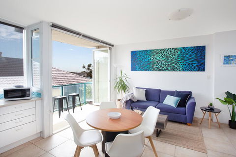 Sea Views Bondi Beach - Accommodation Melbourne 0