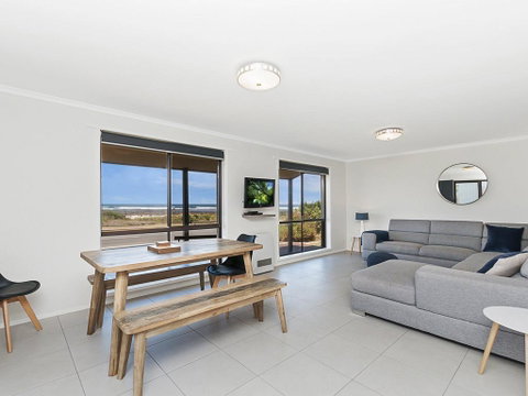 Seaclusion - Accommodation Melbourne 0