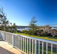 Seaside Beach House 25 Seaside Pde - Accommodation Melbourne