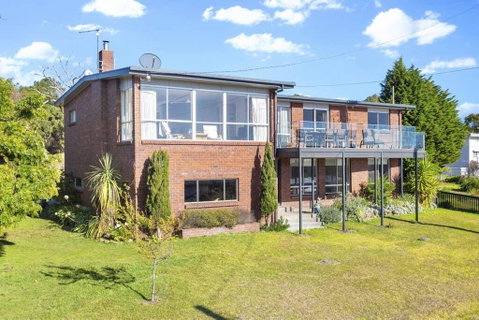 SEASIDE SERENITY 1 - Accommodation Melbourne 2