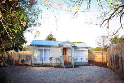 Secret Cottage - Accommodation Melbourne 3
