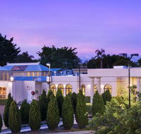 Shangri-La Gardens - Melbourne 4u