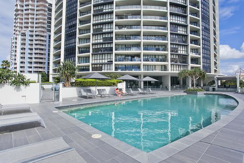 Sierra Grand Broadbeach - GCLR - Accommodation Melbourne 0
