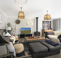Silky Oak Villa - spacious  beautifully decorated - Accommodation Melbourne
