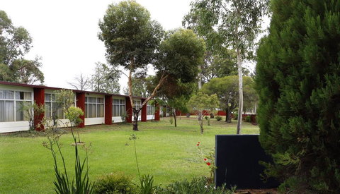 Silver Oaks Motel - Accommodation Melbourne 3