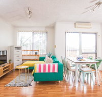 SIMPLE COMFORT 2bed1bath Unit in Meadowbank - Accommodation Melbourne