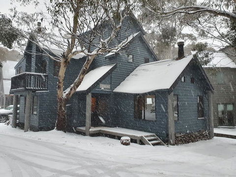 SNOWED INN Apartment - Melbourne 4u 0
