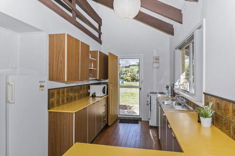 Soldier Crab Shack - 20 Macleay St - Accommodation Melbourne 1