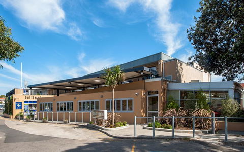 Southend Hotel - Accommodation Melbourne 0