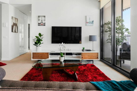 Spacious Luxury 3Br Top Location , WiFi, Gym, Pool - Accommodation Melbourne 0