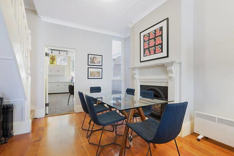 Spacious Victorian With Harbour View Terrace - Accommodation Melbourne 2