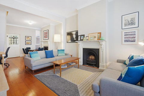 Spacious Victorian With Harbour View Terrace - Accommodation Melbourne 0