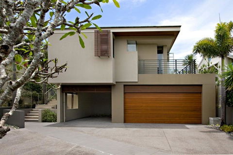 Spacious With Surf Views, Sunshine Beach - Accommodation Melbourne 0