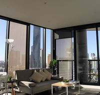 Spectacular Views of CBD by FV with Free Car Park - Accommodation Melbourne