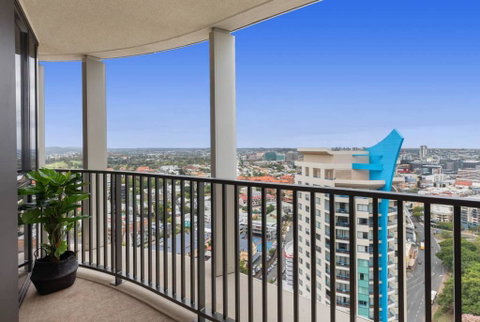 SPIRE - Fast Internet Monthly Stays W Carpark - Accommodation Melbourne 3