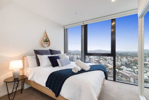 SPIRE - Fast Internet Monthly Stays W Carpark - Accommodation Melbourne 1