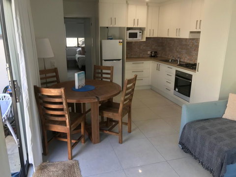 St Clair's Apartments, Cotton Tree - Accommodation Melbourne 2