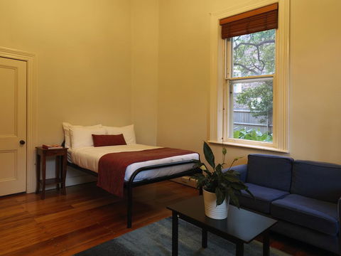 St Paul's Serviced Accommodation - Accommodation Melbourne 2