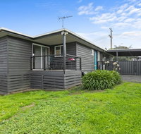 Strathmore Beach House 67 - Accommodation Melbourne