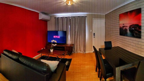 Stroll To The City Center In Minutes - Accommodation Melbourne 1