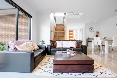 Stunning 3Beds Near Knox Shopping Centro@Wantirna - Melbourne 4u 0