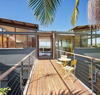 Stunning Architecture with Superb Balmoral Views - Accommodation Melbourne