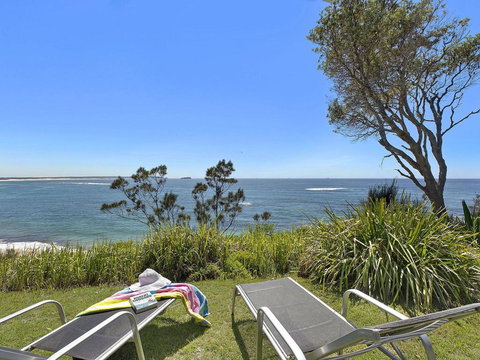 Stunning Ocean Views - Accommodation Melbourne 0