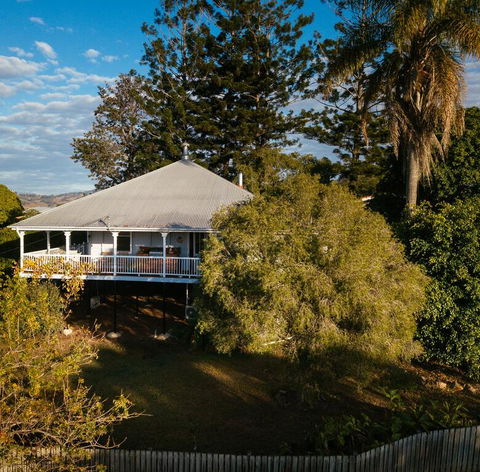 Stunning Queenslander - Accommodation Melbourne 0