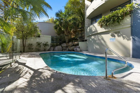 Stunning Views Great Location Sunshine Beach! - Unit 1 Vista Pacific 12 Bryan Street - Accommodation Melbourne 1