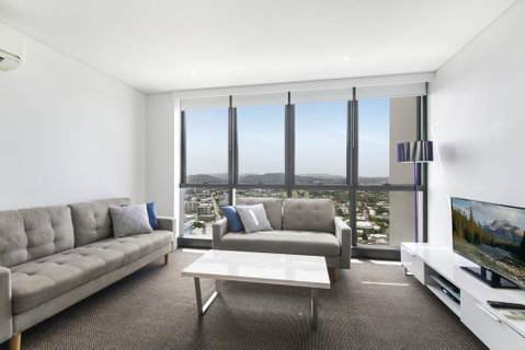 Stunning Views On The 41st Floor - Accommodation Melbourne 0