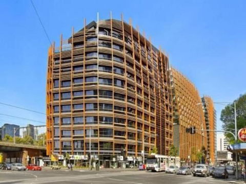Stylish 1 Bedroom Apartment Amazing City Views - Accommodation Melbourne 3