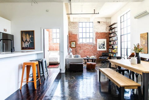Stylish Warehouse Conversion In The Heart Of Fitzroy - Accommodation Melbourne 1