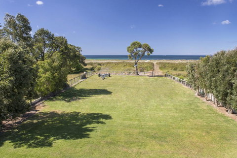 Sugar Shack - Character Family Home Right On The Ocean - Accommodation Melbourne 2