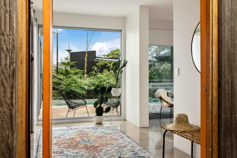 Sundays Beach House - Accommodation Melbourne 2
