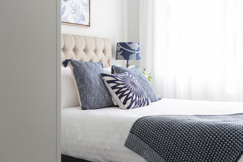 Sunny Apartment In Quiet And Green Neighbourhood - Accommodation Melbourne 3