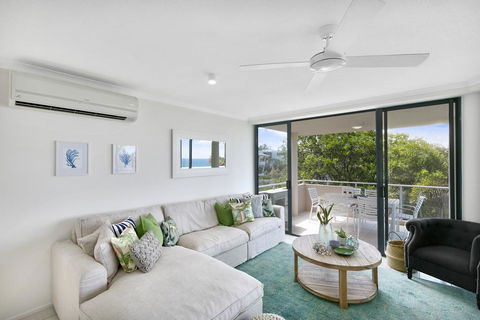 Sunny And Spacious Sunshine Beach - Accommodation Melbourne 1