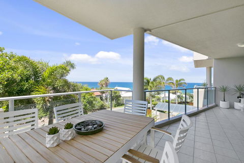 Sunny And Spacious Sunshine Beach - Accommodation Melbourne 3