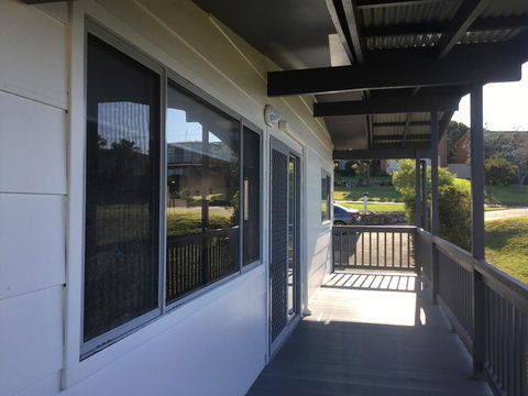 Sunnyside Holiday Home - Accommodation Melbourne 2