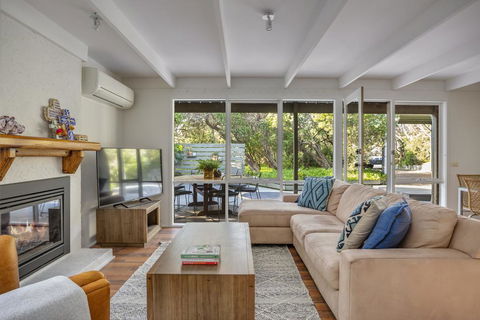 SunnySide At Sorrento: Walk To Beach & Village - Accommodation Melbourne 0