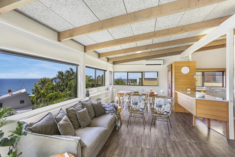 Sunshine Beach Shack - Accommodation Melbourne 1
