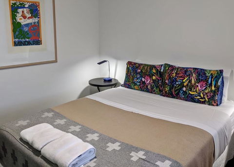 Superb 2 BR Apartment Minutes To CBD- Cen8 - Accommodation Melbourne 3