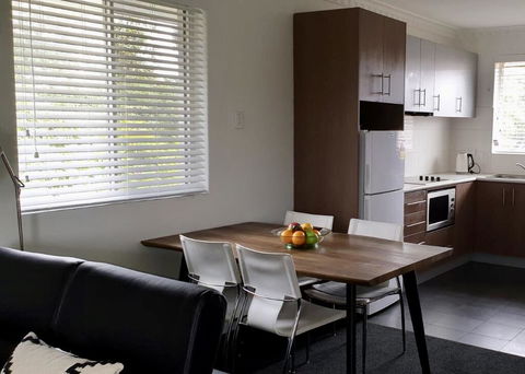 Superb 2 BR Apartment Minutes To CBD- Cen8 - Accommodation Melbourne 1