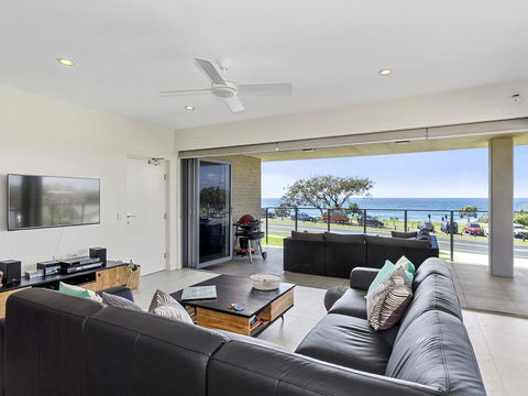 Surf 101 On Cabarita Beach - Accommodation Melbourne 0