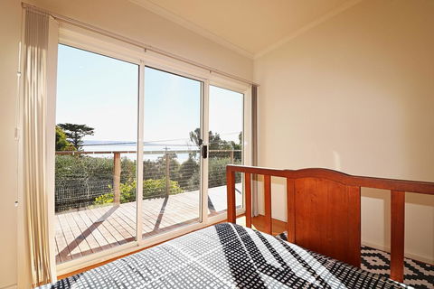 Surfside - Accommodation Melbourne 2