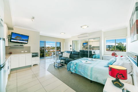 Suttons Beach Apartments - Accommodation Melbourne 1