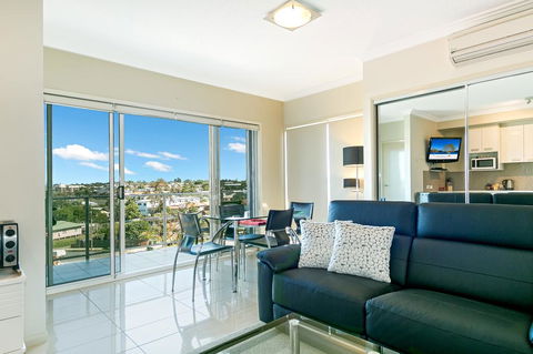 Suttons Beach Apartments - Accommodation Melbourne 2