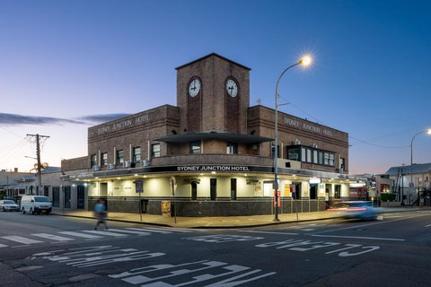 Sydney Junction Hotel - Accommodation Melbourne 0