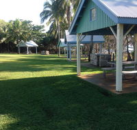 Tannum Sands Hotel / Motel - Melbourne 4u